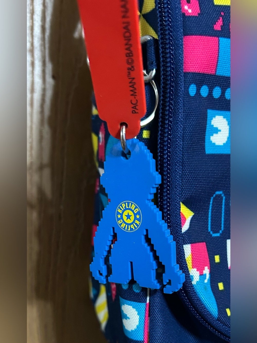 Kipling Kichirou Pac Man Lunch Bag - Picture 4 of 13